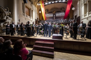 Jour Fixe ČNOPK v Obecním domě s koncertem FOK a tenorem José Curou (28.03.2019)