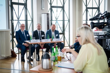 Tisková konference k výsledkům Konjukturálního průzkumu ČNOPK 2019